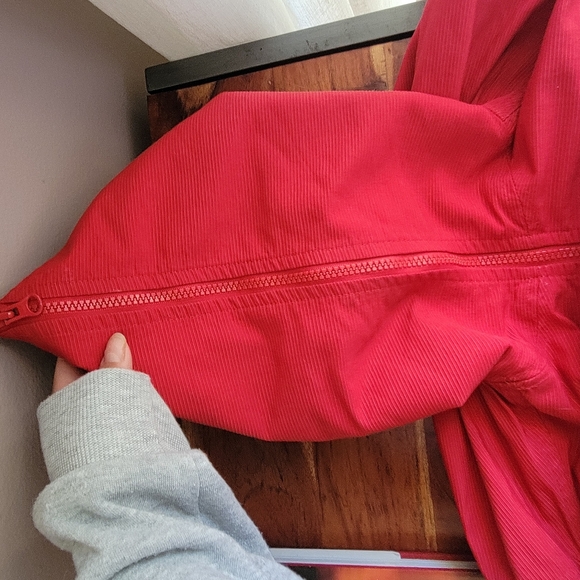 VINTAGE Tommy Hilfiger Tommy 90's/Y2K Red Anorak Jacket Size XS Hooded Zipper - Picture 15 of 16